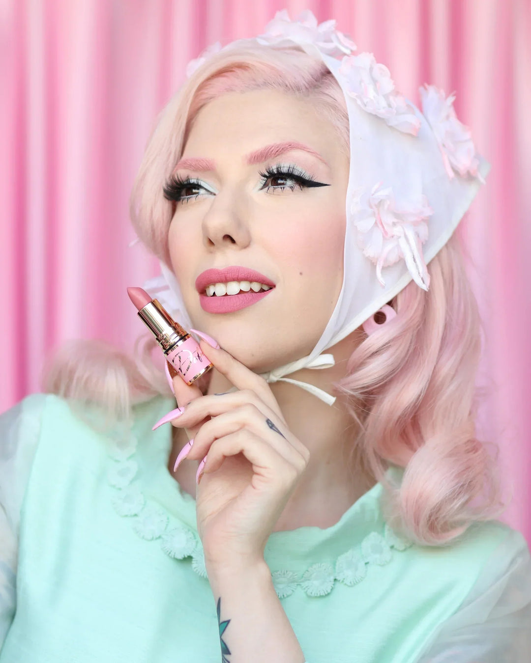 Darling, Get Ready to Be Absolutely Divine: The Complete Dafna Beauty Collection