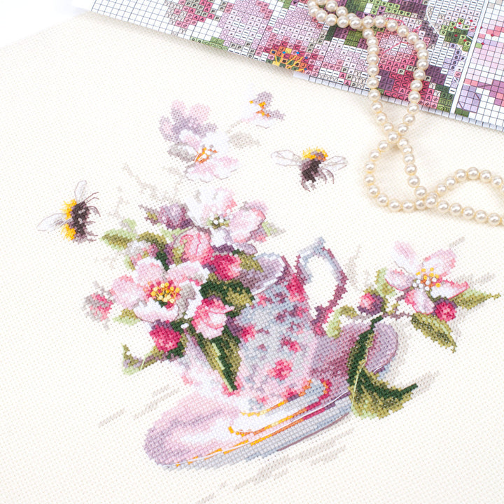 Cup and Apple Blossom 120-041 Counted Cross-Stitch Kit