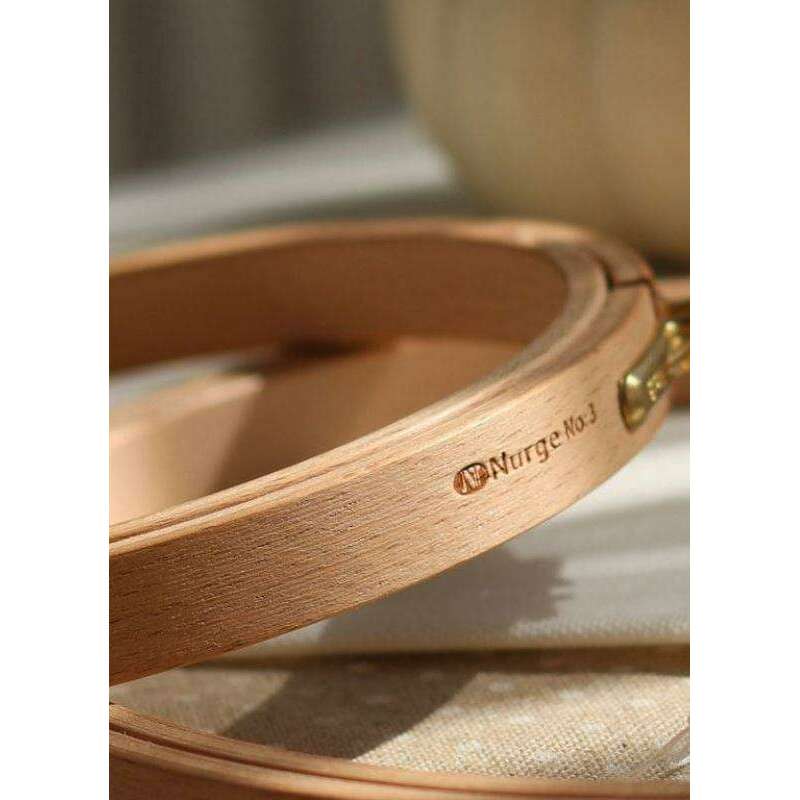 16mm Screwed Wooden Embroidery Hoop Nurge 110-4