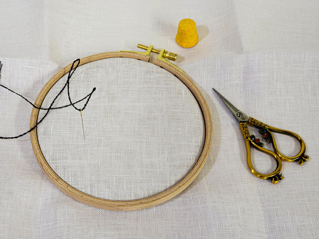 Scissors for Embroidery and Detail Work F07M4-2-SC3