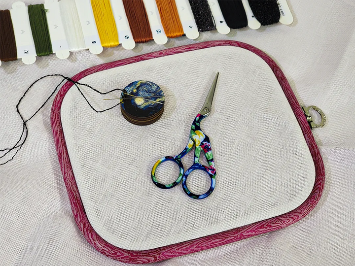 Scissors for Embroidery and Detail Work F07M4-1-Stork 2