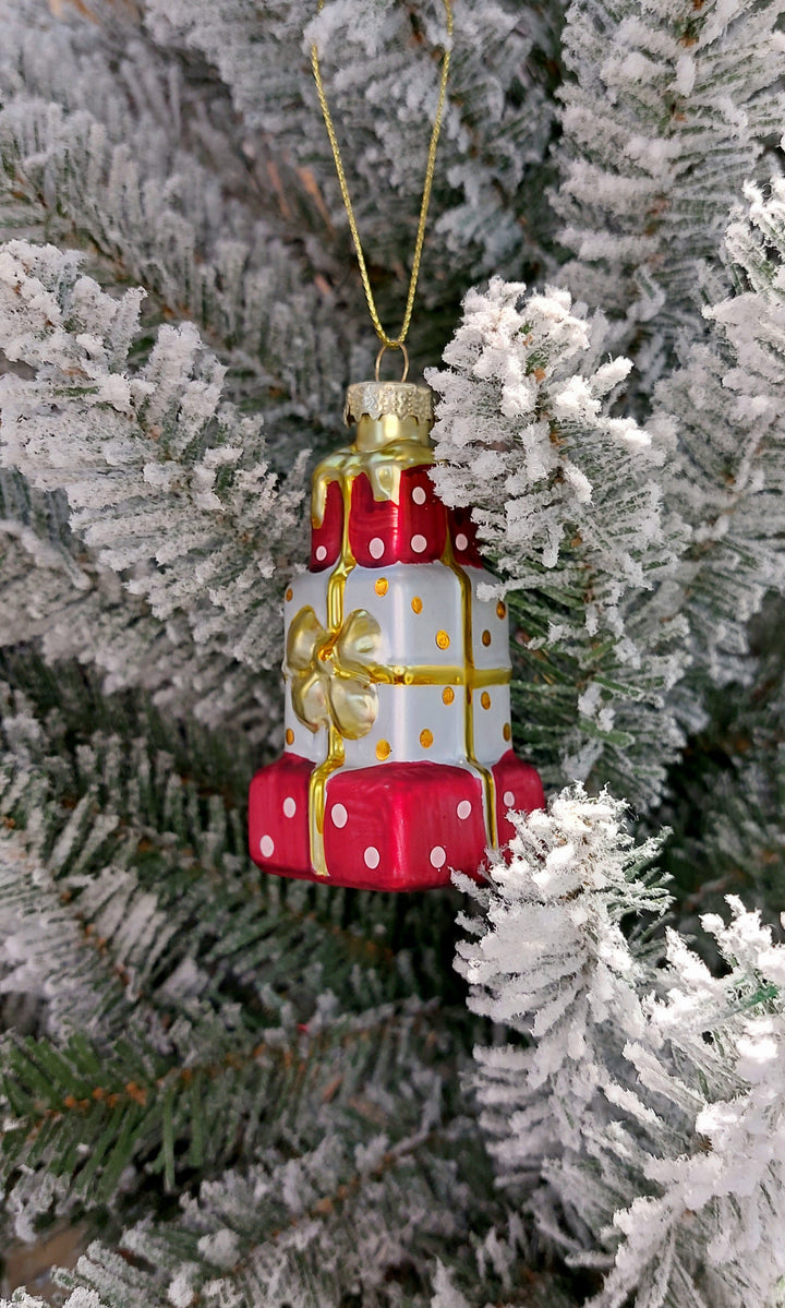 Wrapped Gifts Christmas Glass Ornament by Wizardi F07M3-17 HB-SY25005