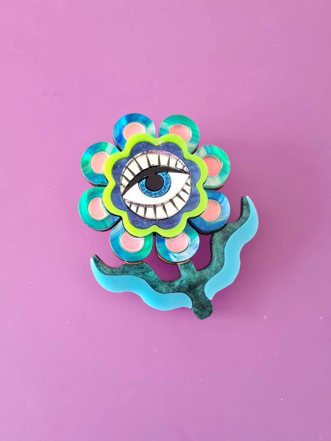 Retro inspired boho hippy floral brooch or necklace - image 4