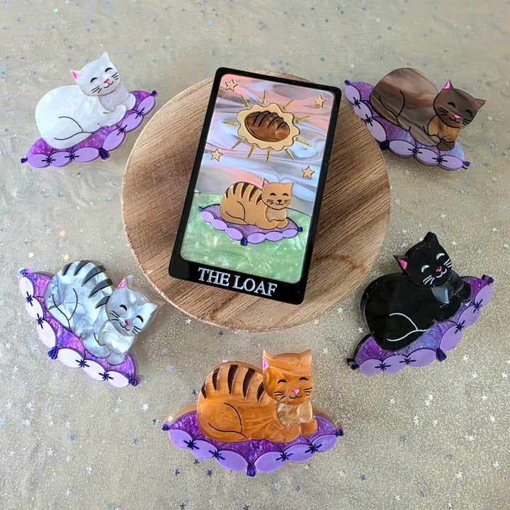 Loaf cat brooch pin - image 4