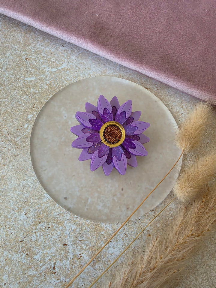 Gerbera daisy floral brooch or necklace - image 4