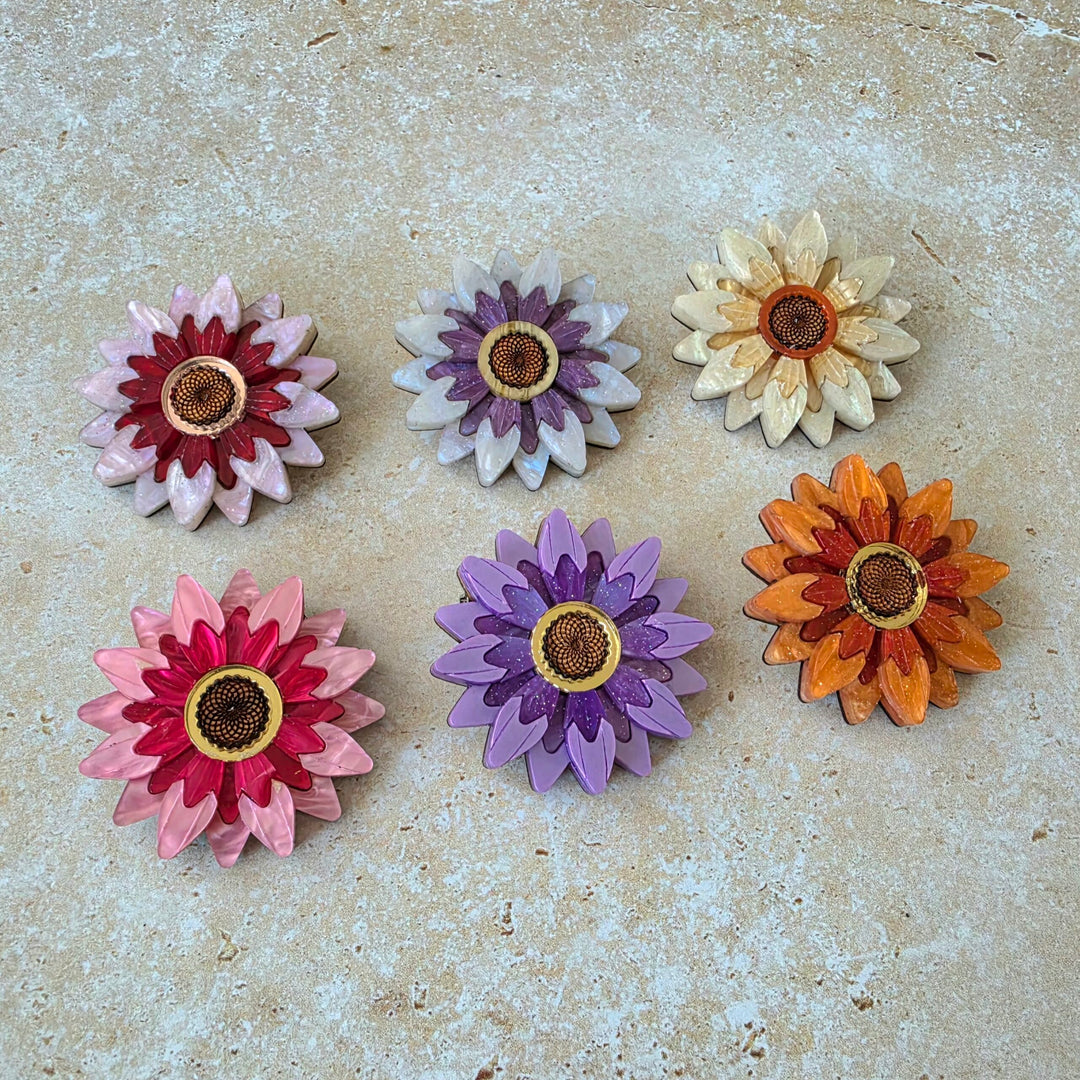 Gerbera daisy floral brooch or necklace