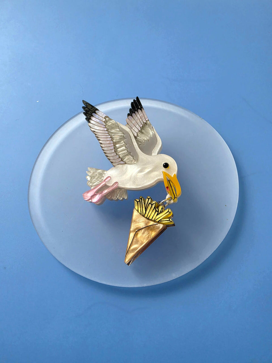 Flying Seagull Herring Gull Chip Thief Brooch
