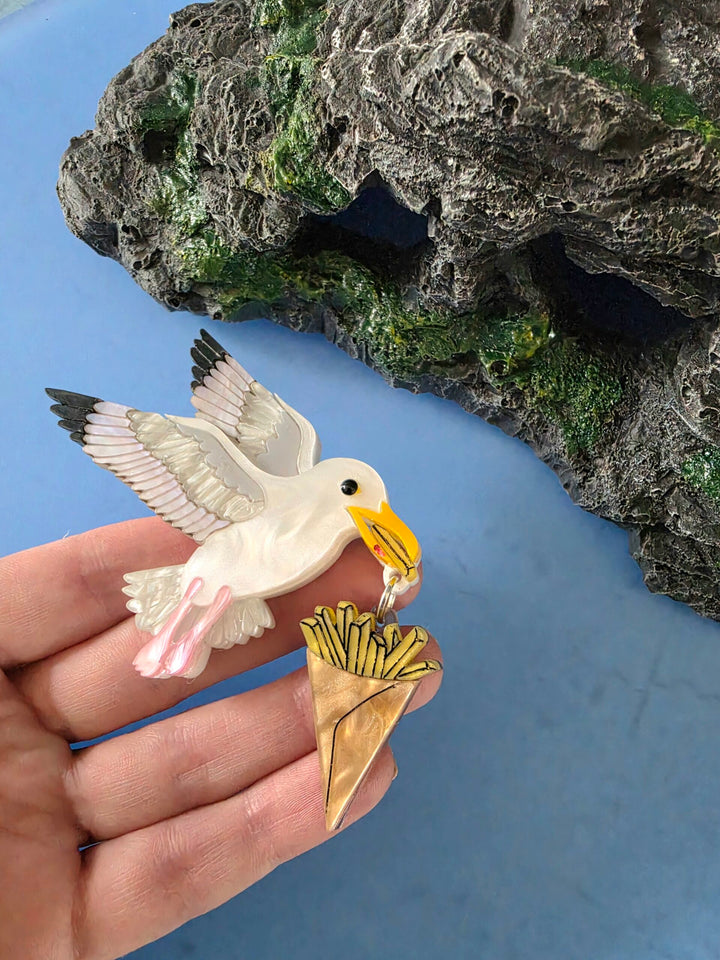 Flying Seagull Herring Gull Chip Thief Brooch