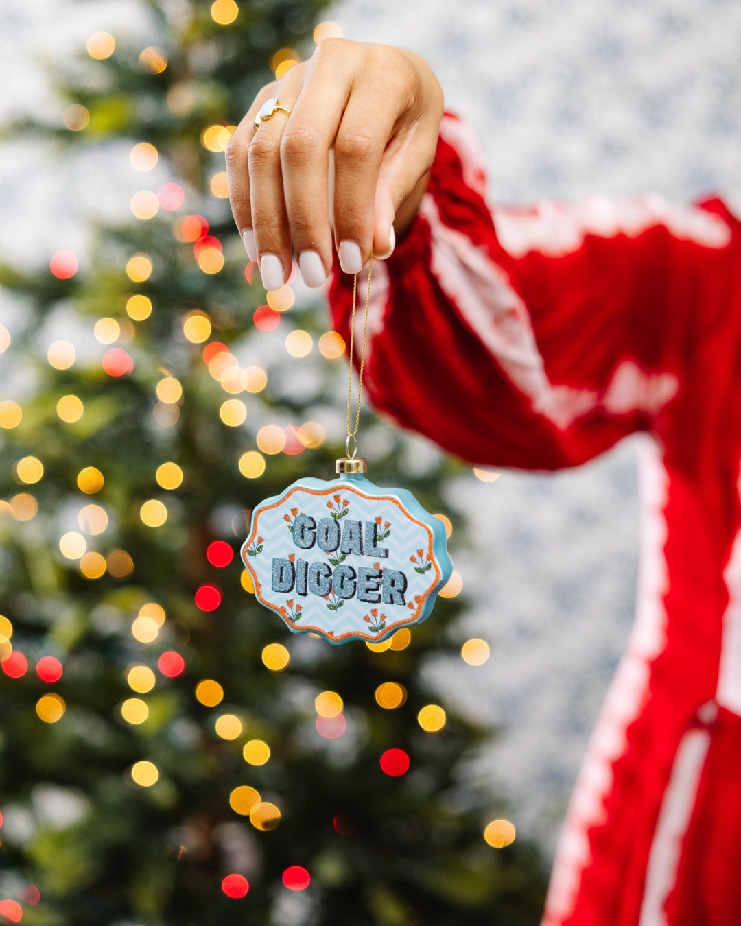 Scallop Ornament - Goal Digger