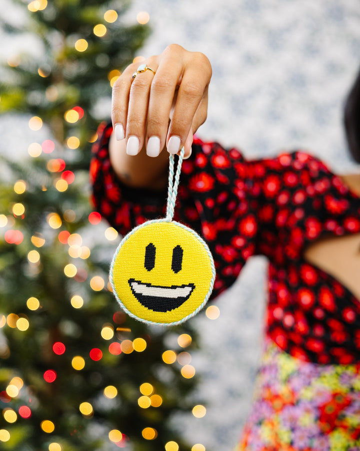 Needlepoint Icon Ornament - Smiley Face Emoji