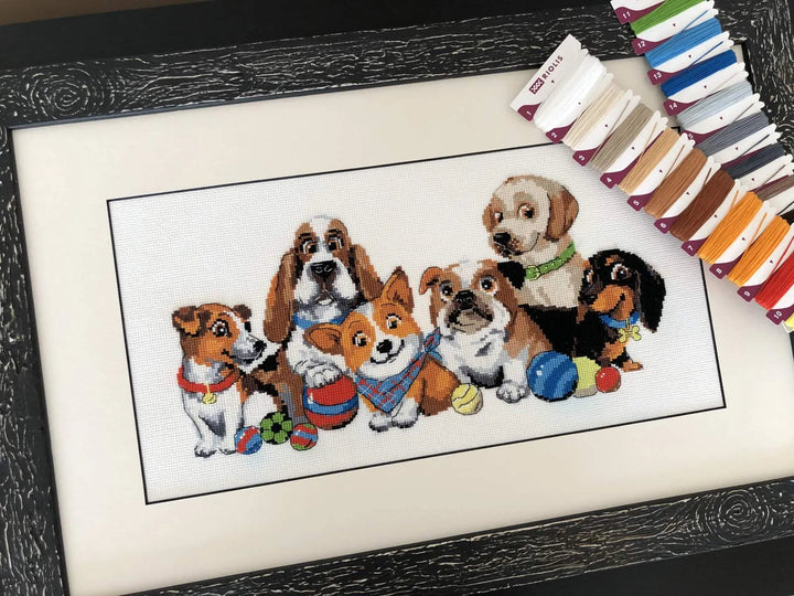 Dog Show R1923 Counted Cross Stitch Kit