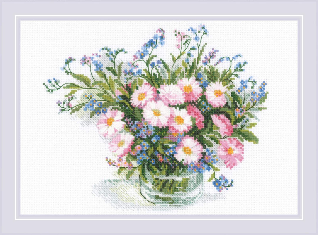 Gentle Daisies R2277 Counted Cross Stitch Kit