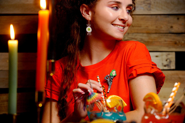 Beetlejuice Girl Brooch by Laliblue