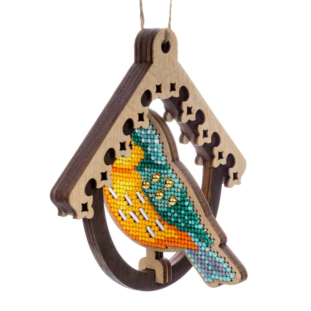 Wooden Bead Embroidery Kit – “Bird In Birdhouse” FLK-580