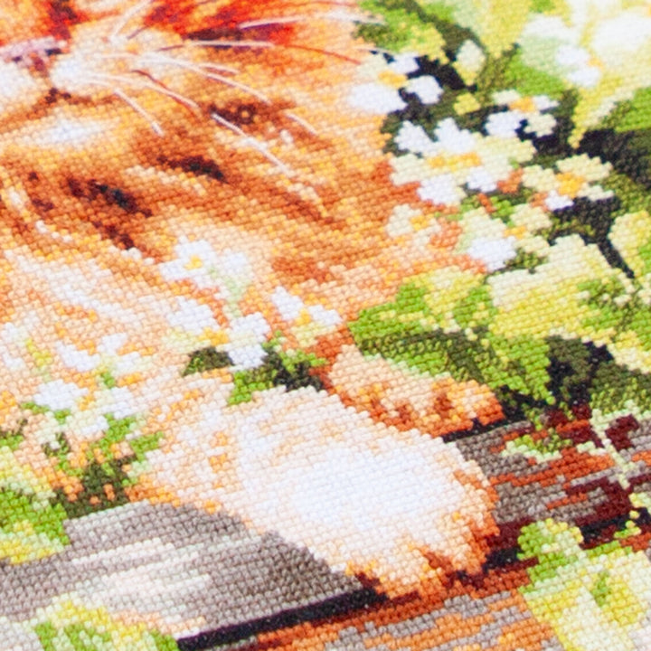The Ginger Cat 70-22 Counted Cross-Stitch Kit