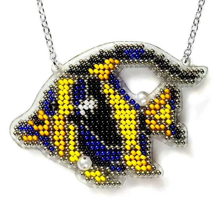 Set for embroidery with beads on a plastic base FLPL-101