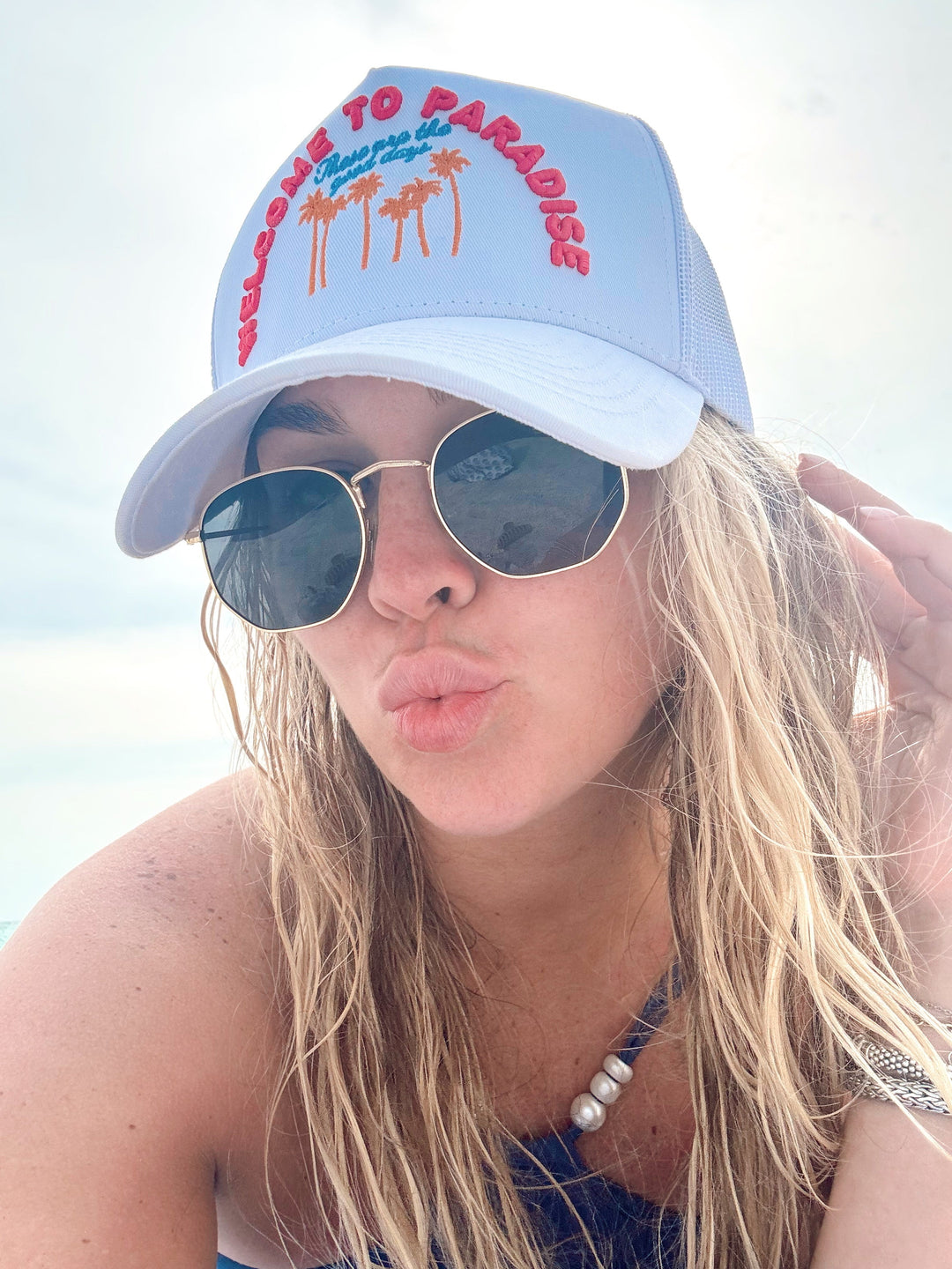 Welcome to Paradise - White Vintage Trucker Hat