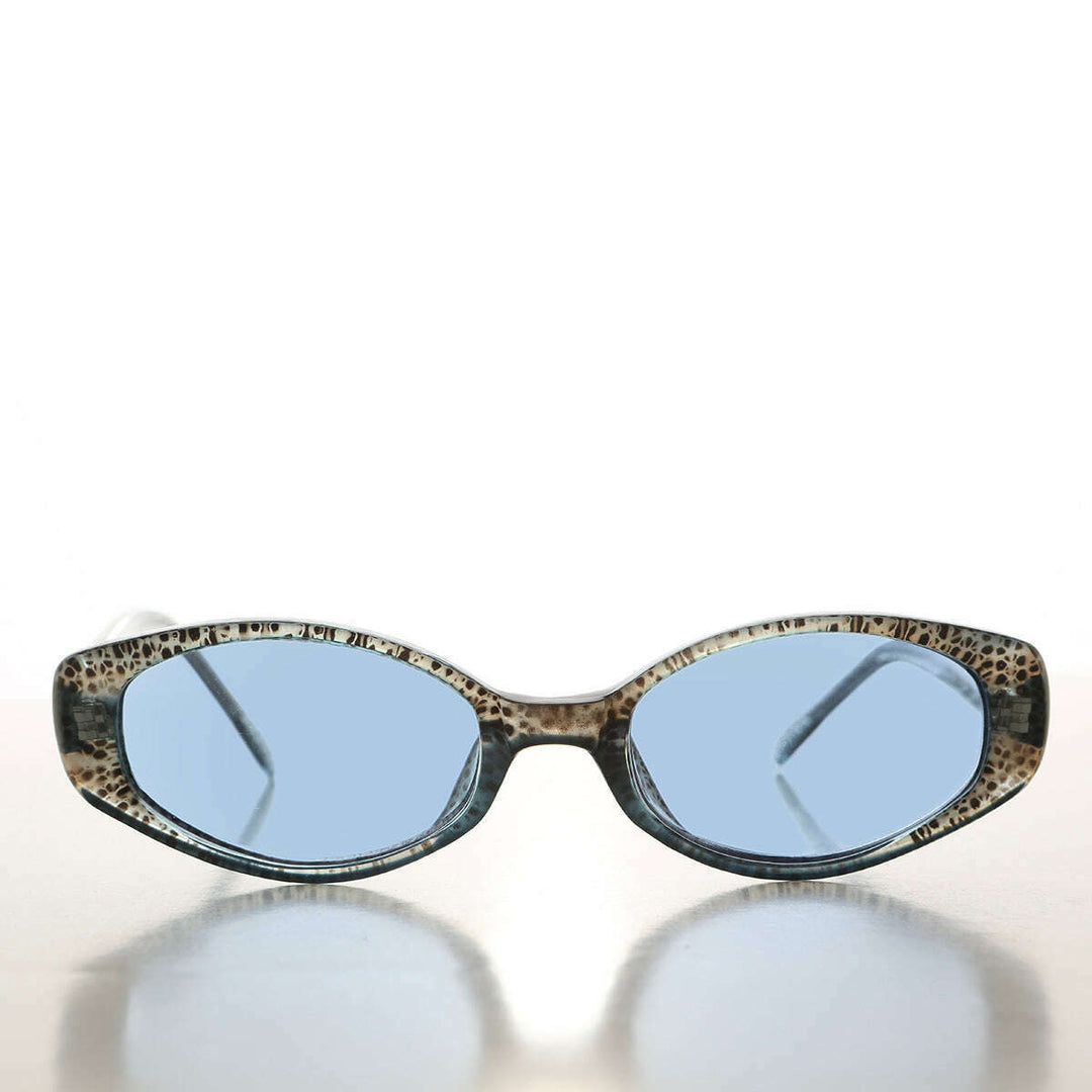 90s Oval Sunglasses with Tinted Lenses - Helena