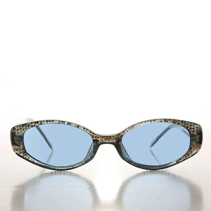 90s Oval Sunglasses with Tinted Lenses - Helena