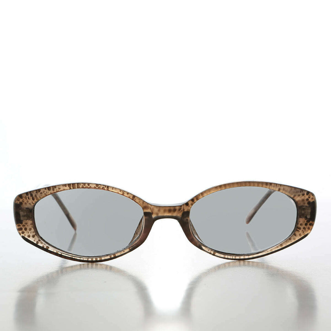 90s Oval Sunglasses with Tinted Lenses - Helena