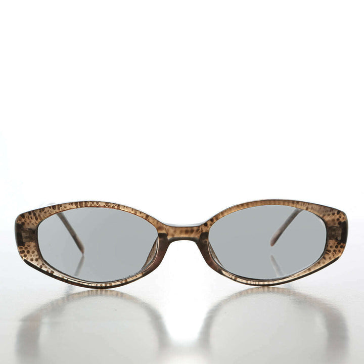 90s Oval Sunglasses with Tinted Lenses - Helena