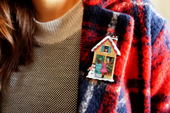 Christmas Dog House Brooch by Laliblue