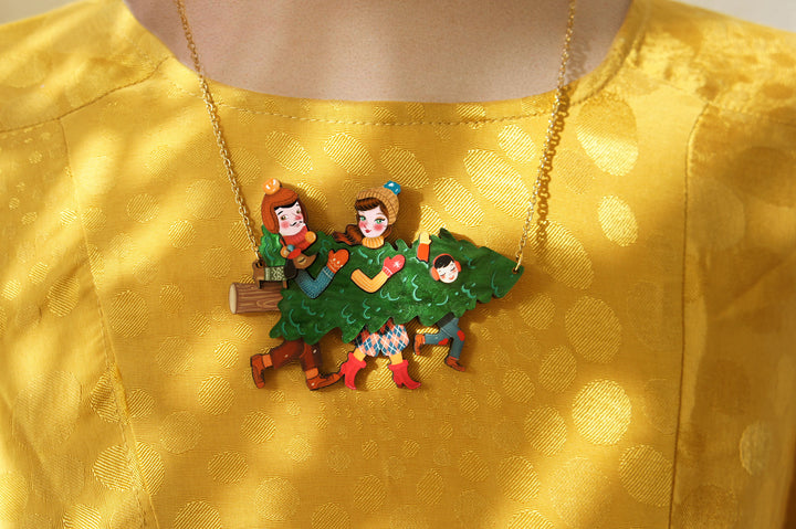 Family With Christmas Tree Necklace by Laliblue