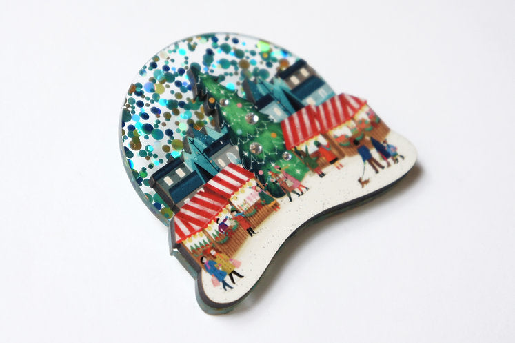 Christmas Market Brooch by Laliblue