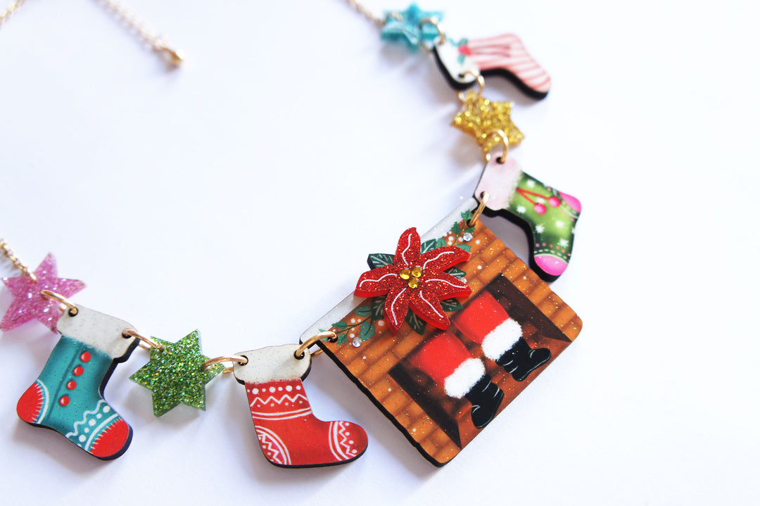 Christmas Chimney with Stockings Necklace