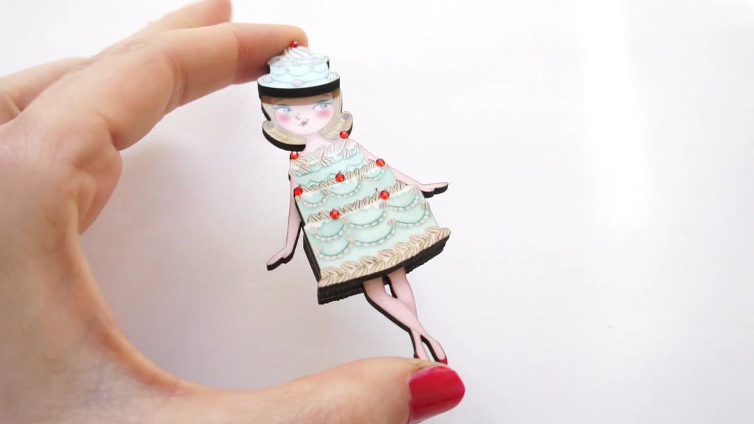 Cake Woman Brooch by Laliblue