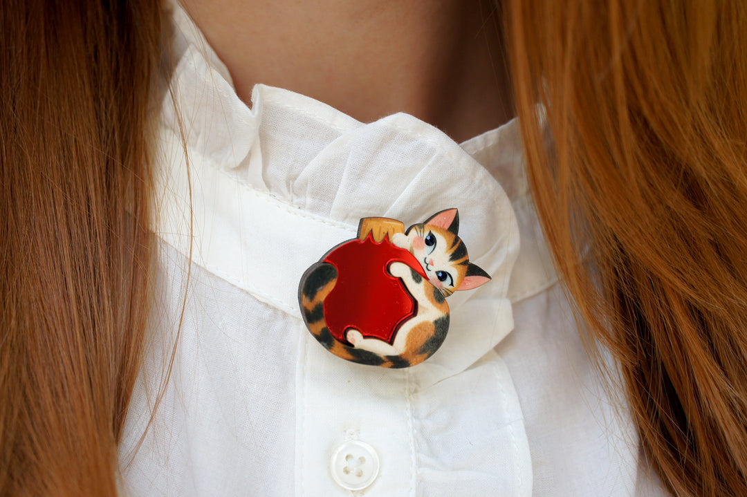 Kitten with Christmas ornament button cover by LaliBlue: Christmas jewelry, button cover, cat, kitten, mirror acrylic, illustrated wood, pre-order