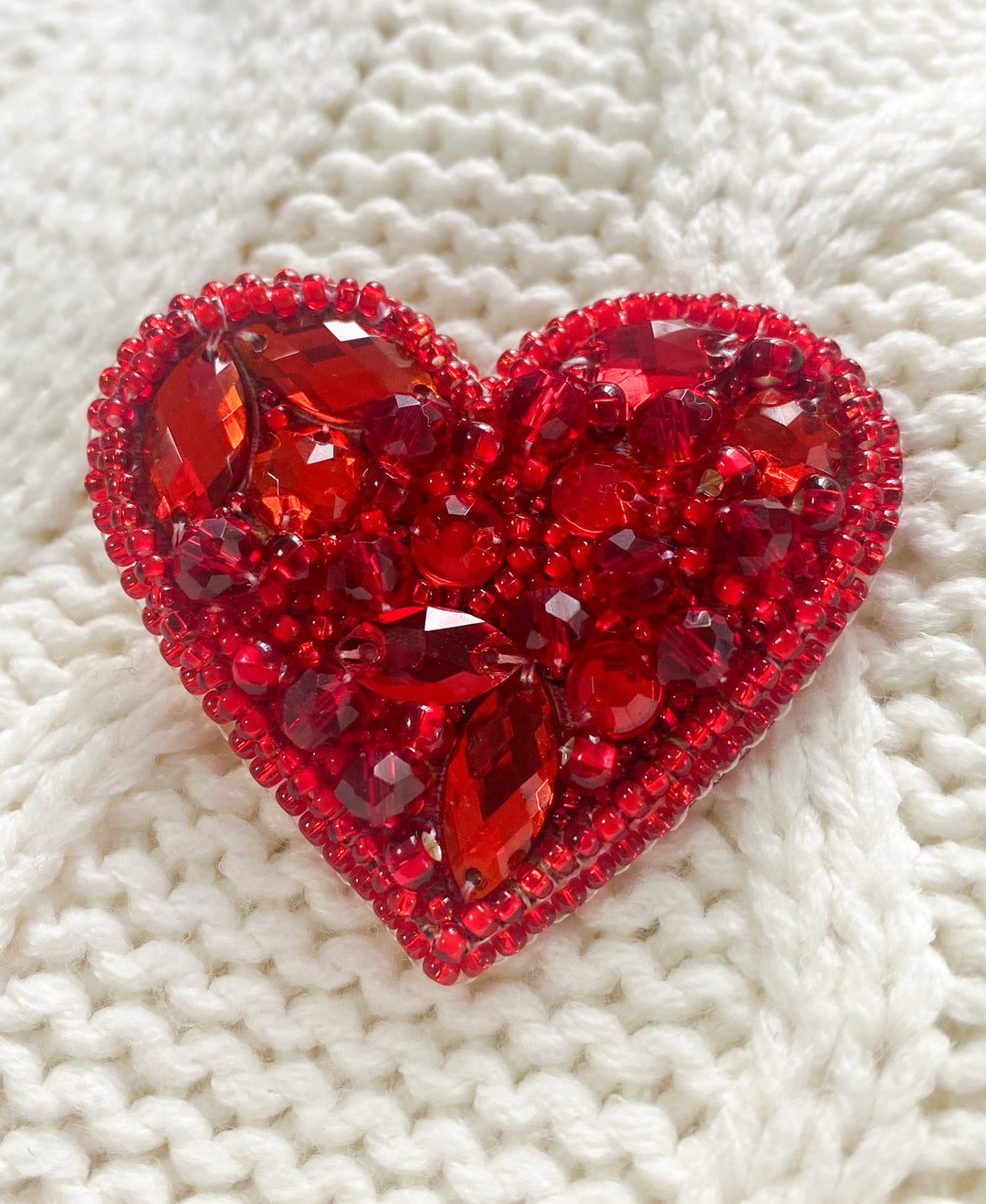 Little Heart Bead Embroidery Brooch Decoration Kit by Abris Art AD-245