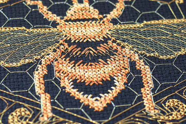 Counted Cross stitch kit - Golden bee