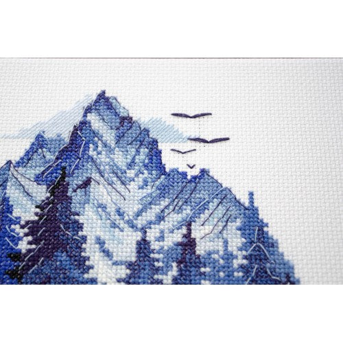 Counted Cross-stitch kit - Silver land AH-242