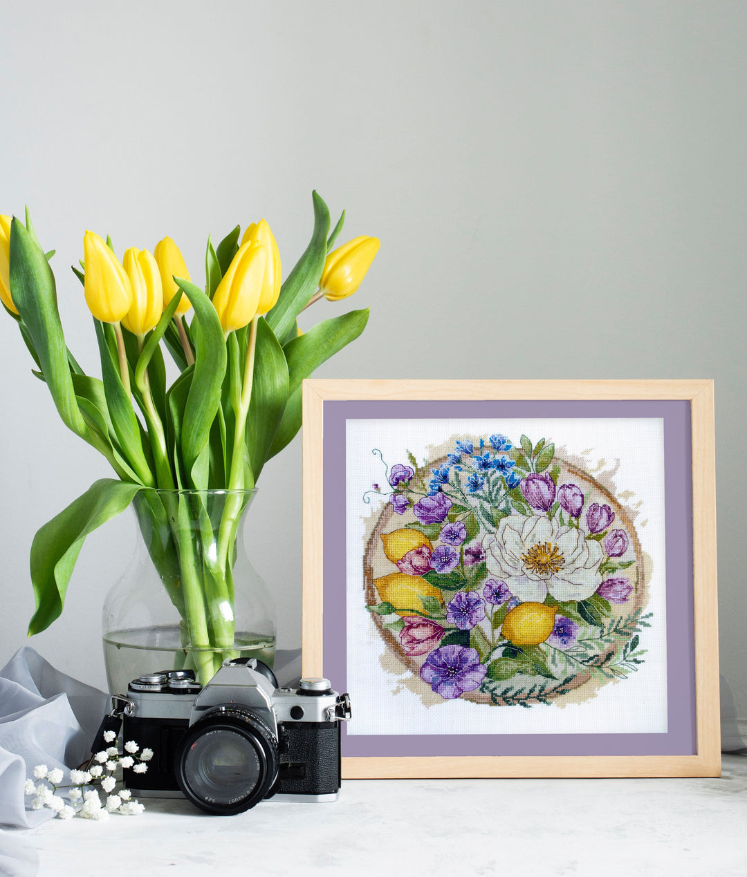 Cross-stitch kit - A floral moment AH-287