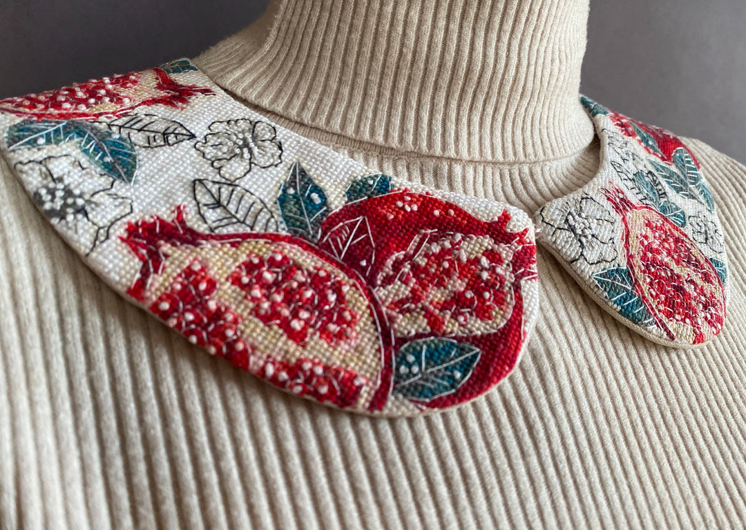 Counted Cross stitch kit - Collar Pomegranate Temptation