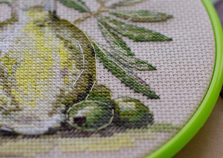 Counted Cross stitch kit - Olive aroma