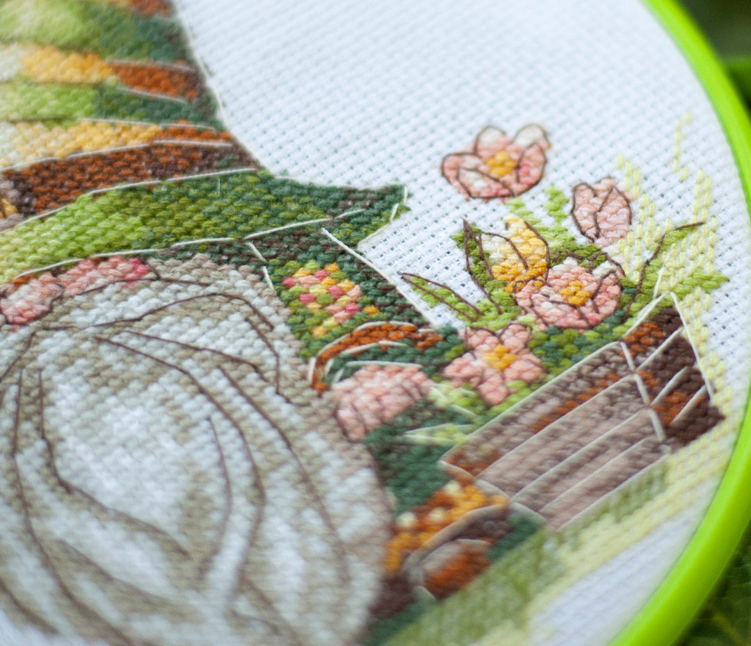Cross-stitch kit - Florist AHM-088