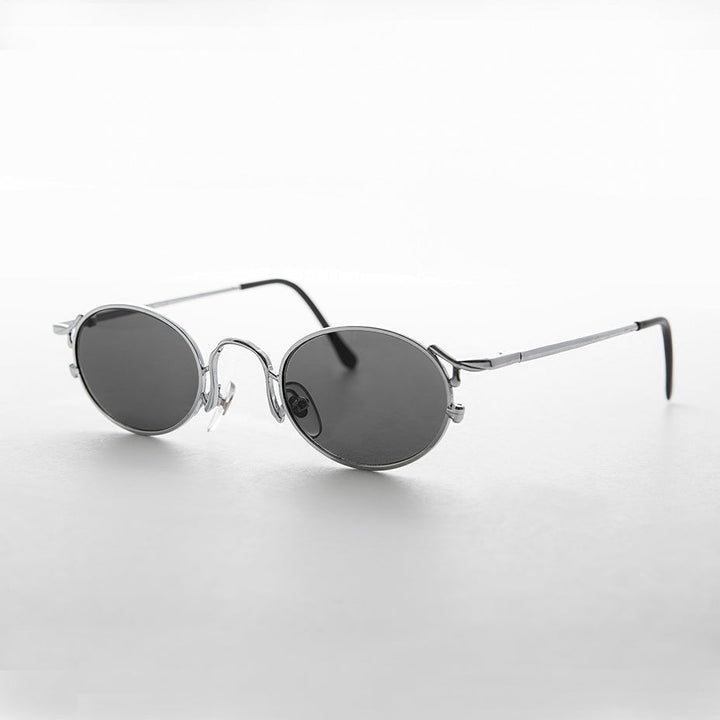 Oval Victorian Style 90s Sunglasses - Beatrice