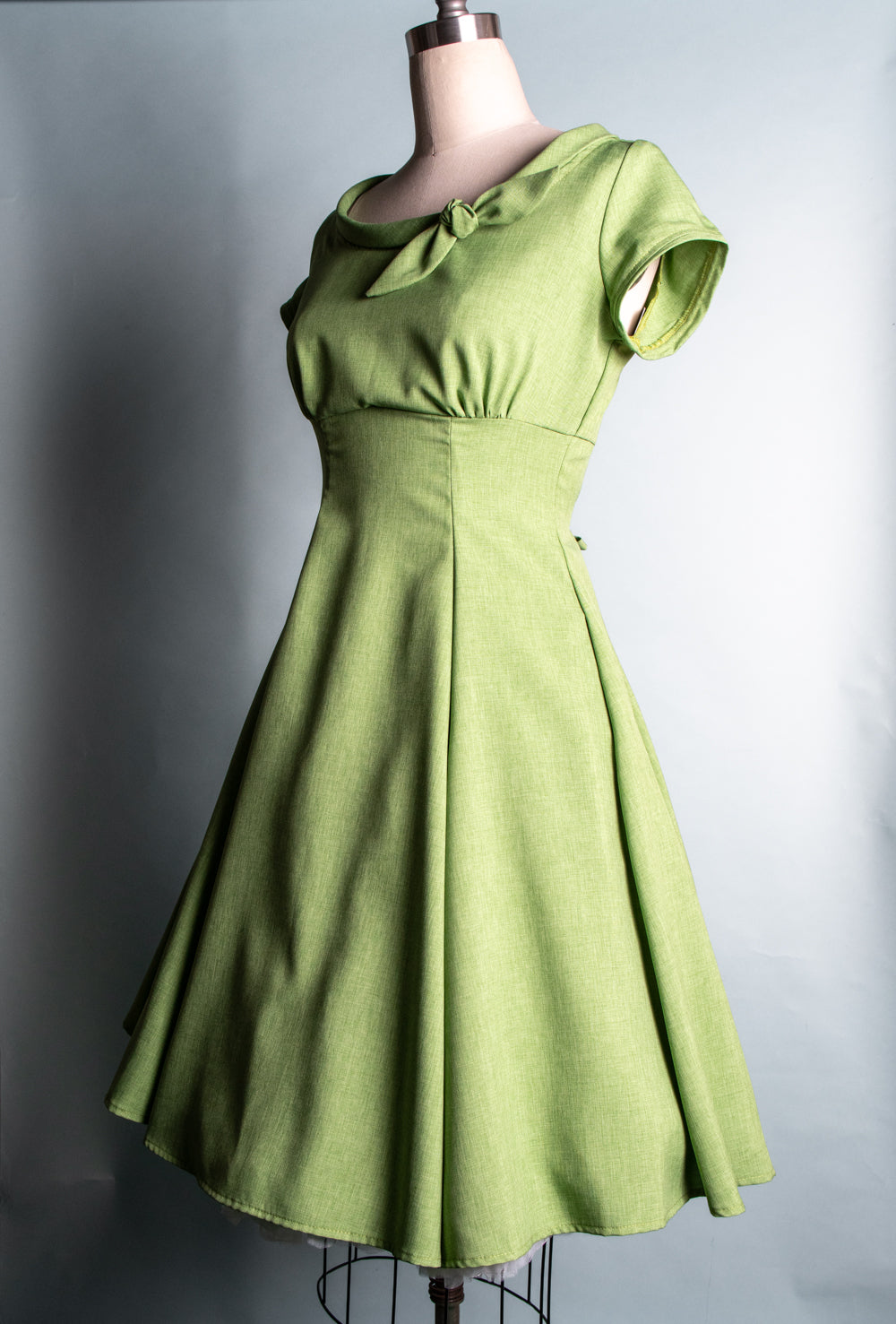 Beverly Dress- Pistachio