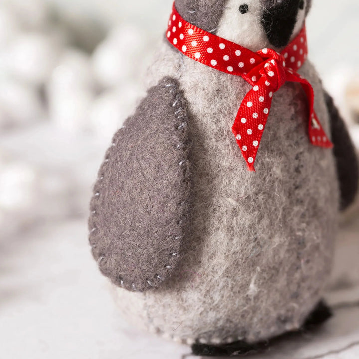 Baby Penguins from Felt Craft Kit BBPEN3F