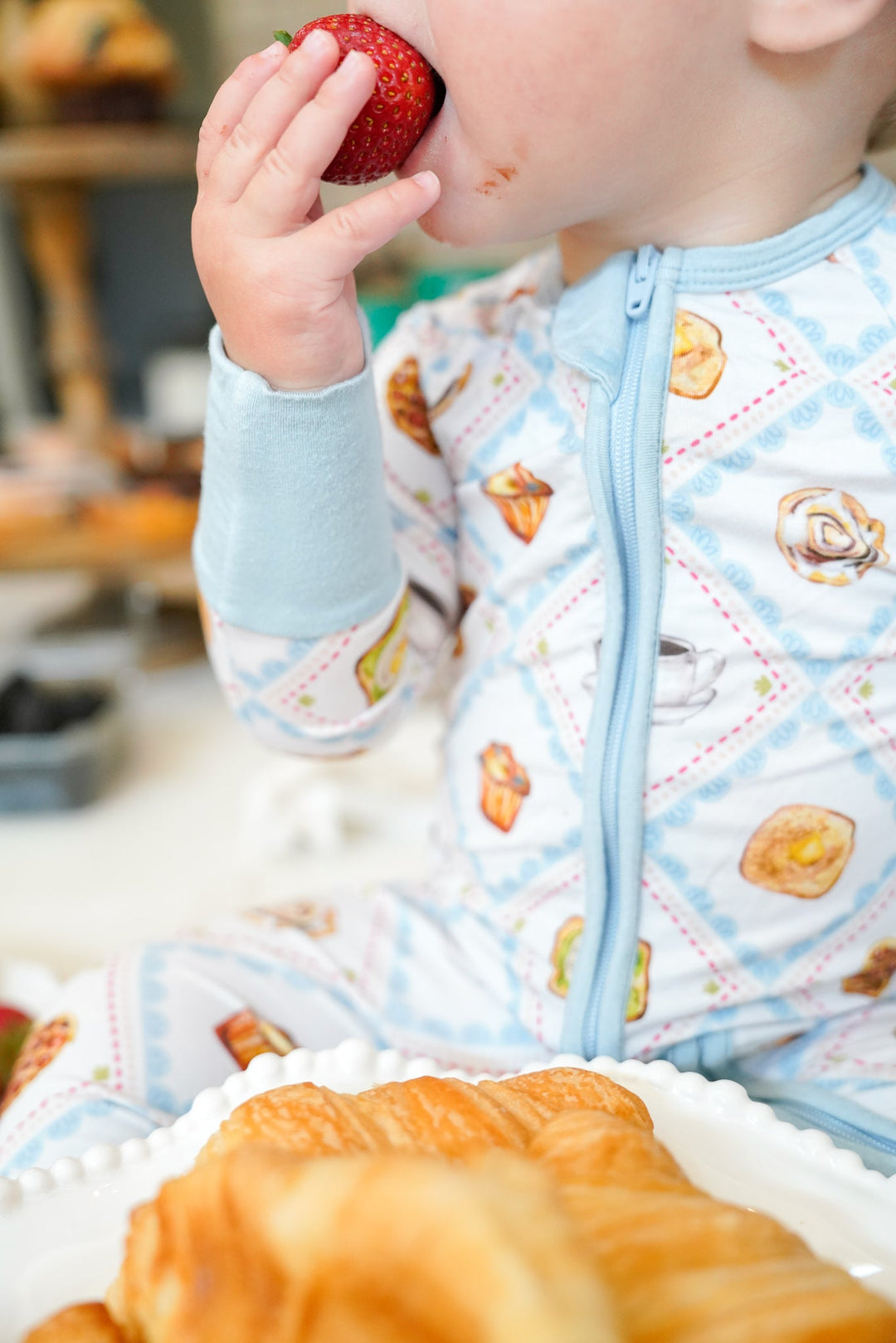 Blue Breakfast - Bamboo Sleeper