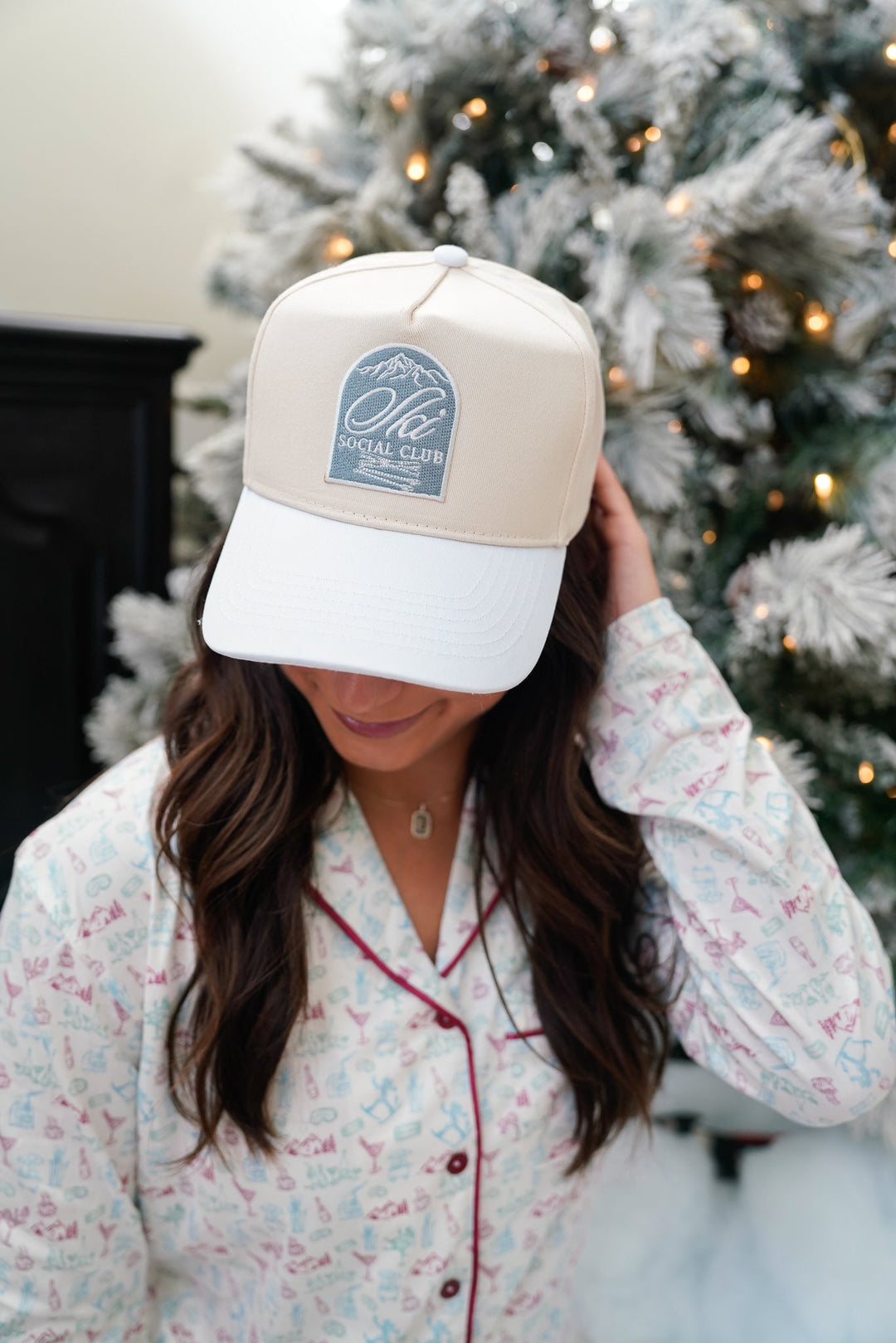Ski Club - White Vintage Trucker Hat