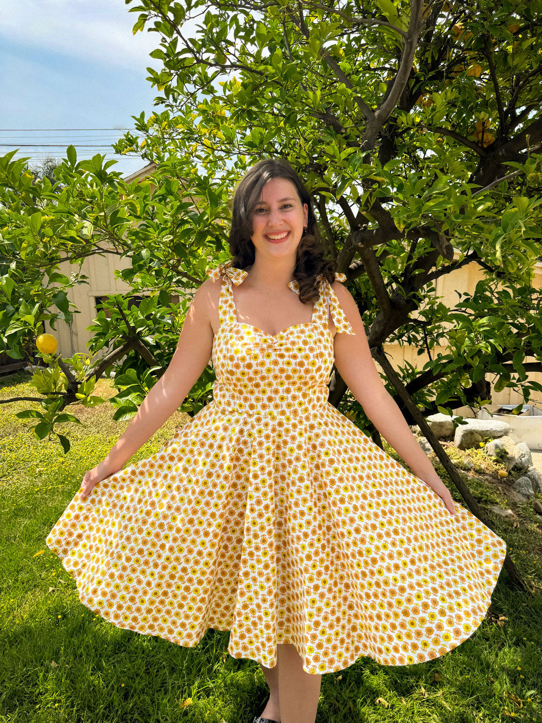 Sarah Swing Dress - Retro Daisy, Yellow *sale