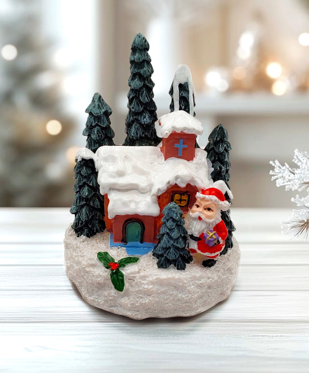 Festive House with Santa. Christmas Village Wizardi F07-N1-3-Y26C