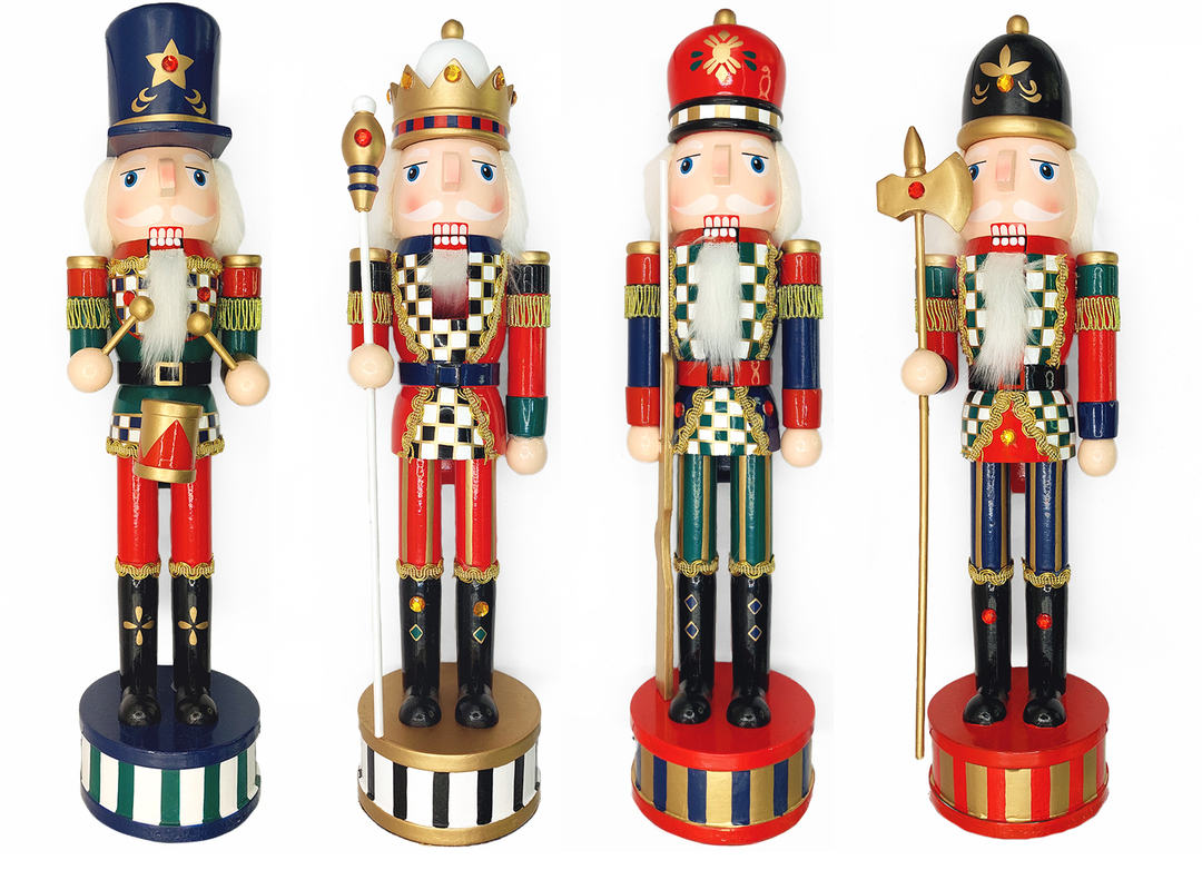 Christmas Nutcracker the Halberdier. Wizardi Classic Wooden Festive Decoration F07M14-36-N01845A