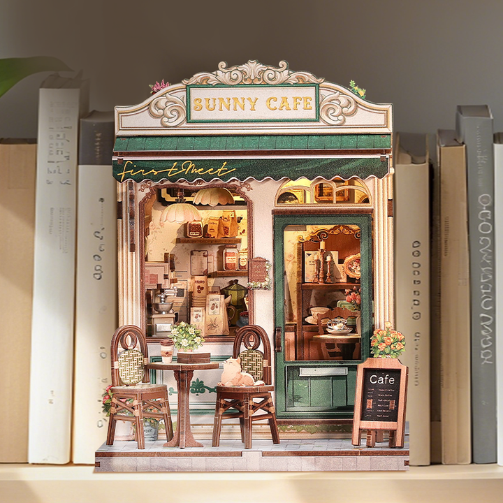 Sunny Cafe Miniature Dollhouse Kit by Wizardi F07M5-81-CWGC208
