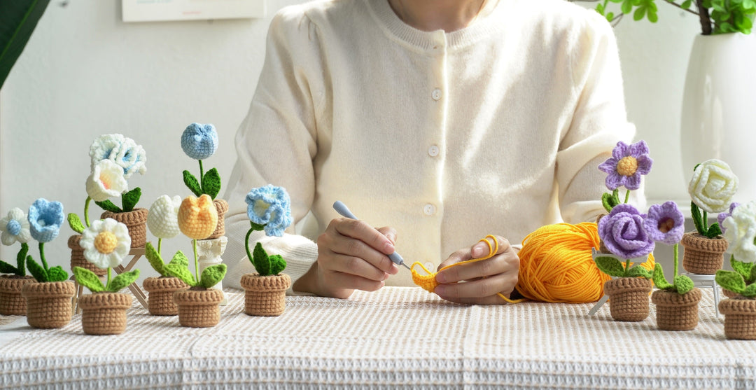 Yellow Flowers. Potted Flower Amigurumi DIY Crochet Kit Wizardi F07N8-M19