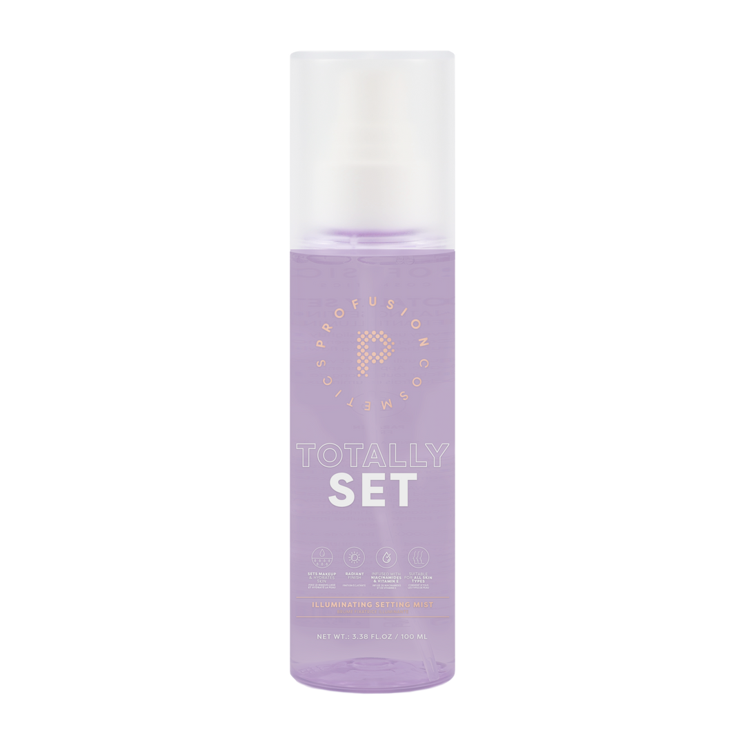 Totally Set Illuminating Setting Mist