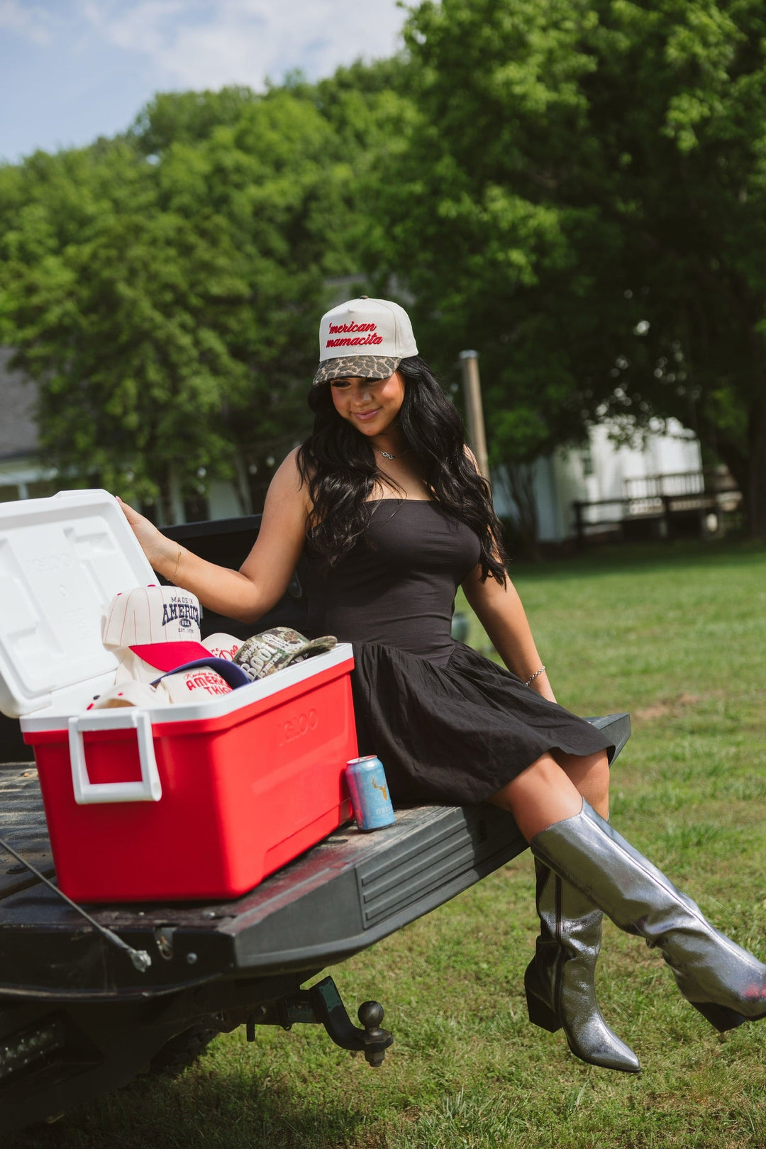 'Merican Mamacita - Leopard Vintage Trucker Hat